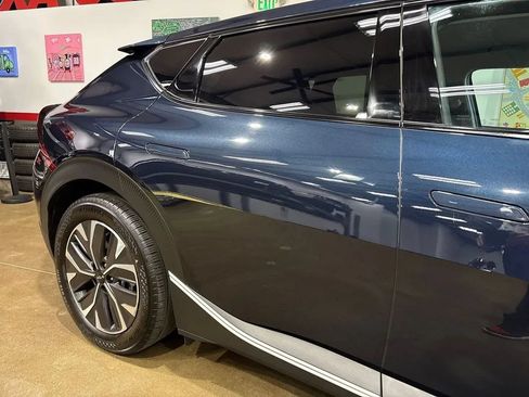 Used 2024 Kia EV6 Light AWD/4WD image 41