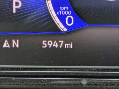 Used 2025 Volkswagen Taos S image 39