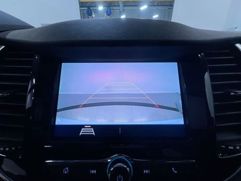 Used 2020 Chevrolet Trax Premier FWD image 27