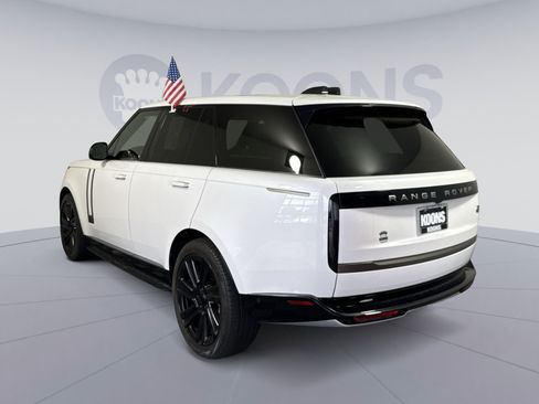 Used 2022 Land Rover Range Rover SE AWD/4WD image 4