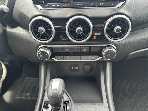 Used 2022 Nissan Sentra S FWD image 16
