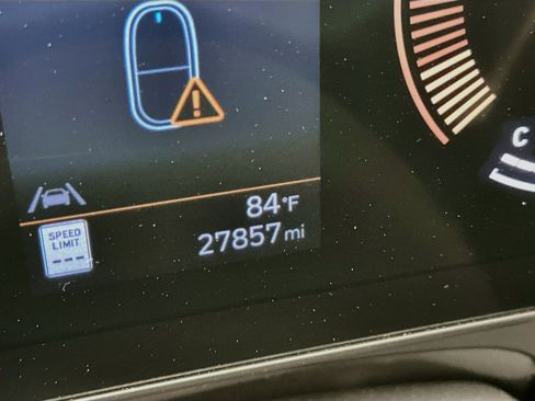 Used 2025 Hyundai Kona SEL AWD/4WD image 19