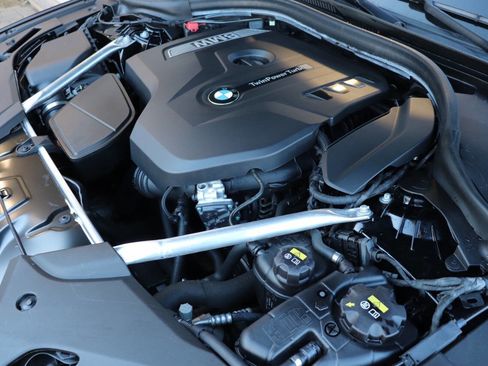 Used 2019 BMW 530i w/ Convenience Package image 16