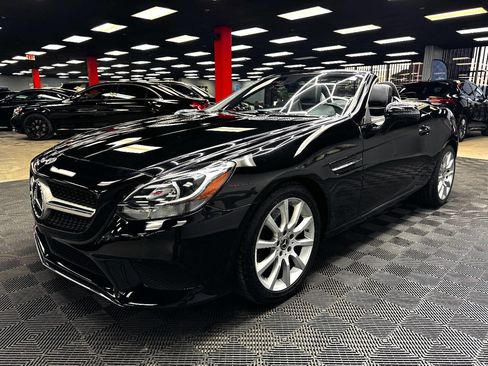 Used 2019 Mercedes-Benz SLC 300 w/ Premium Package image 9