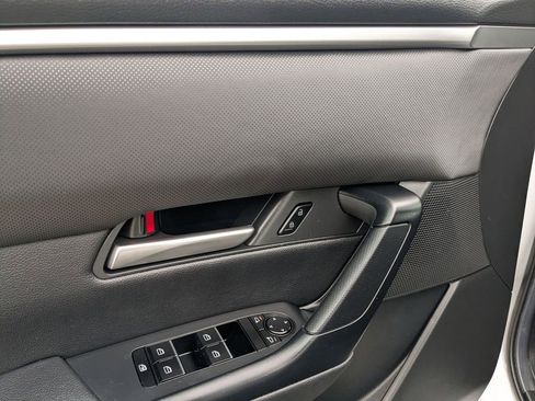 Used 2025 MAZDA CX-50 AWD 2.5 S w/ Premium Package image 15