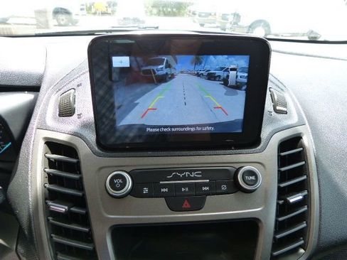Used 2022 Ford Transit Connect XLT FWD image 33
