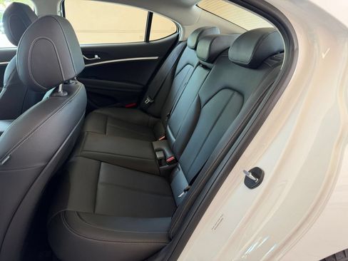 Used 2026 Genesis G70 2.5T RWD image 22