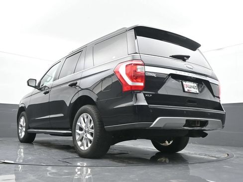 Used 2020 Ford Expedition XLT w/ Equipment Group 202A AWD/4WD image 37