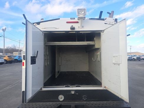 Used 2015 Chevrolet Silverado 3500 W/T image 13