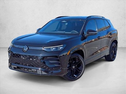 New 2026 Volkswagen Tiguan SE R-Line FWD image 1