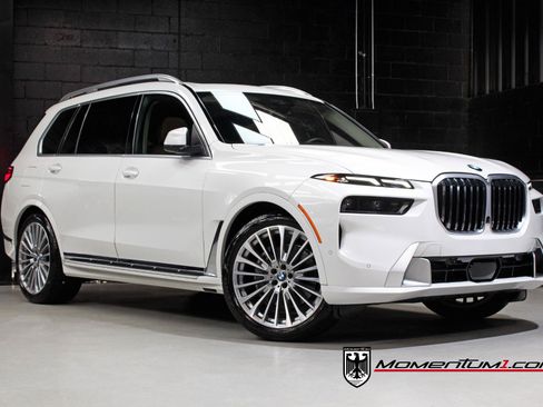 Used 2025 BMW X7 xDrive40i AWD/4WD image 1