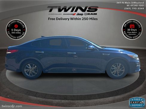 Used 2019 Kia Optima LX image 2