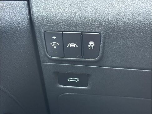 Used 2022 Kia K5 LXS FWD image 24