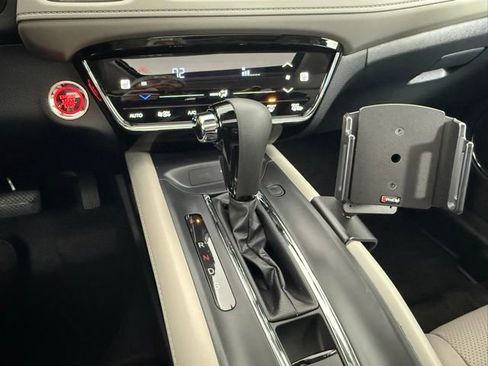 Used 2022 Honda HR-V EX-L image 25