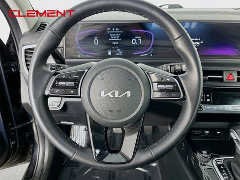 Used 2025 Kia Seltos S FWD image 14