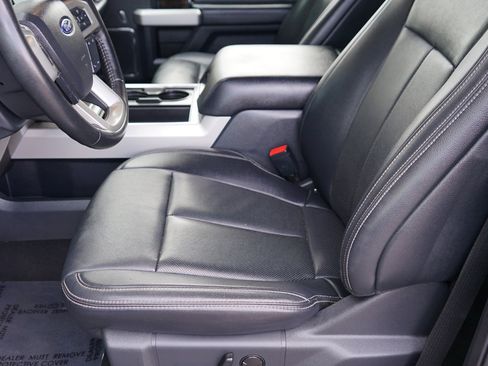 Used 2022 Ford F250 Lariat w/ FX4 Off-Road Package image 24