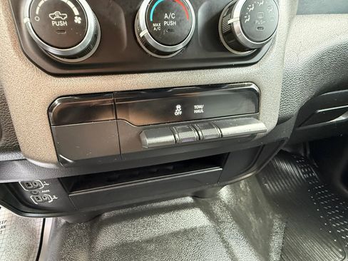 Used 2019 RAM 2500 Tradesman RWD image 20
