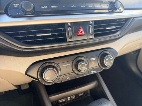 Used 2020 Kia Forte LXS image 26