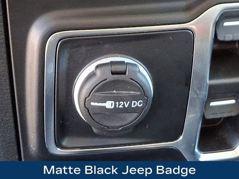 Used 2022 Jeep Wrangler Unlimited Sport image 28