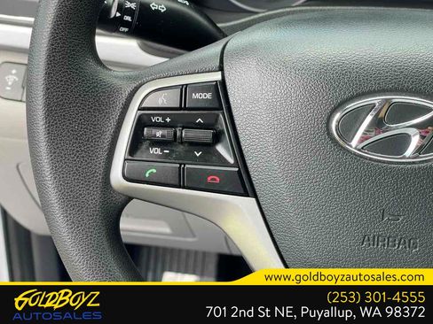 Used 2018 Hyundai Elantra SE w/ Cargo Package FWD image 25