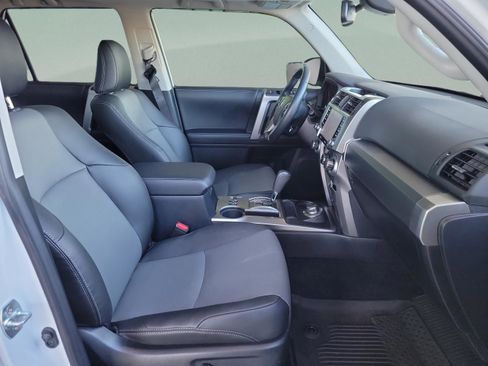 Used 2024 Toyota 4Runner SR5 Premium w/ Moonroof Package image 29