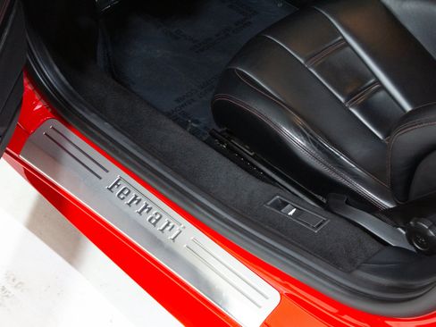 Used 2014 Ferrari 458 Italia Coupe RWD image 33