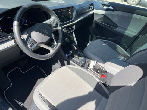 Used 2023 Volkswagen Taos SE w/ Panoramic Sunroof Package image 20