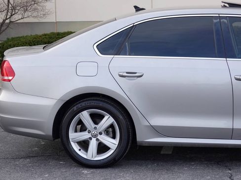 Used 2012 Volkswagen Passat TDI SE FWD image 24