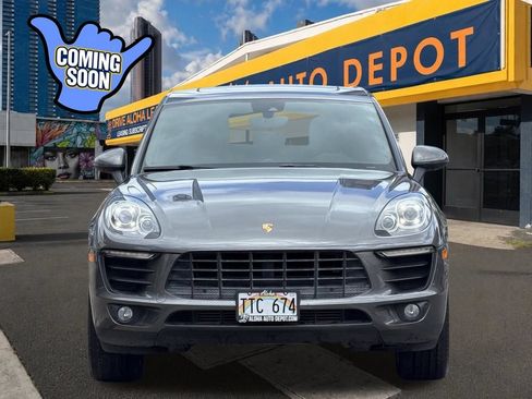 Used 2018 Porsche Macan AWD/4WD image 7