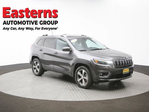 Used 2021 Jeep Cherokee Limited image 46