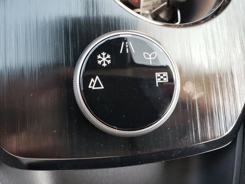 New 2026 Nissan Rogue SV image 21