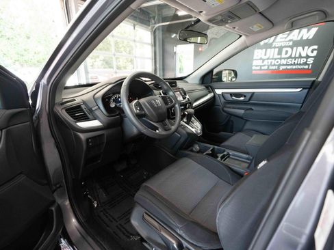 Used 2018 Honda CR-V LX image 8