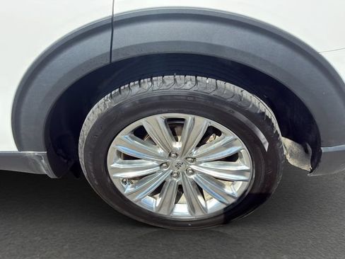 Used 2022 Ford Explorer King Ranch w/ Class IV Trailer Tow Package AWD/4WD image 11