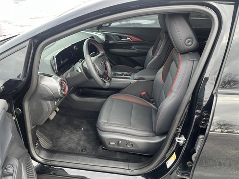 Used 2024 Chevrolet Equinox EV RS image 9