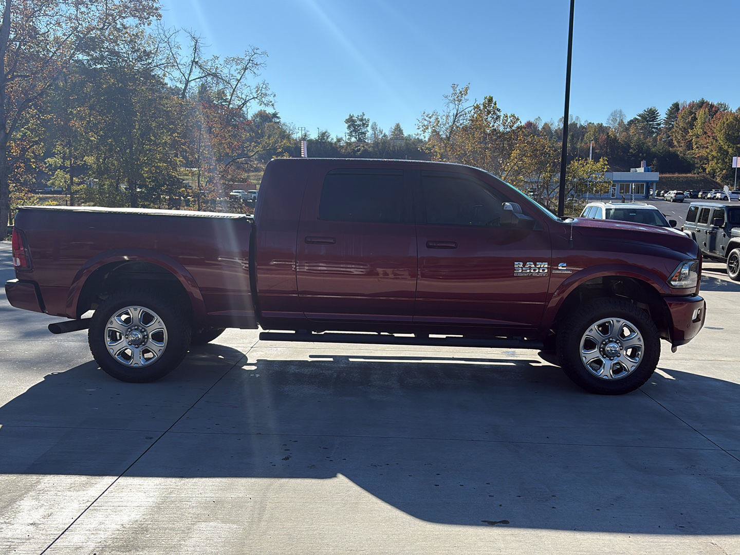 Used 2018 RAM 3500 Laramie w/ Sport Appearance Group AWD/4WD image 2