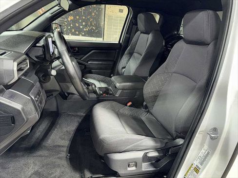 Certified 2025 Toyota Tacoma SR image 15