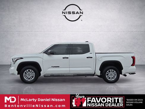 Used 2023 Toyota Tundra SR5 RWD image 3