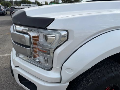 Used 2018 Ford F150 Platinum w/ FX4 Off-Road Package AWD/4WD image 2
