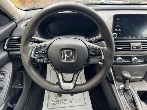 Used 2019 Honda Accord LX image 11