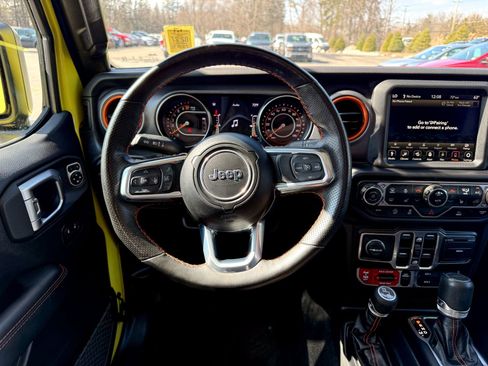 Used 2023 Jeep Gladiator Mojave w/ Cold Weather Group image 25