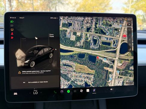 Used 2023 Tesla Model 3 Standard Range image 24