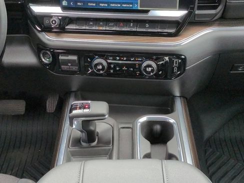 Used 2024 Chevrolet Silverado 1500 RST w/ All Star Edition Plus AWD/4WD image 18