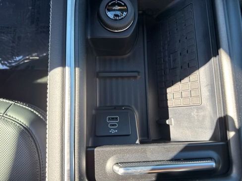 New 2025 Ford Expedition Platinum w/ Stealth Performance Package image 43