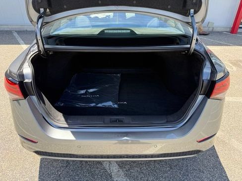 Certified 2024 Nissan Sentra SV FWD image 9
