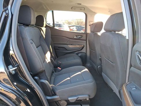 Certified 2023 GMC Acadia SLE w/ Driver Convenience Package image 27