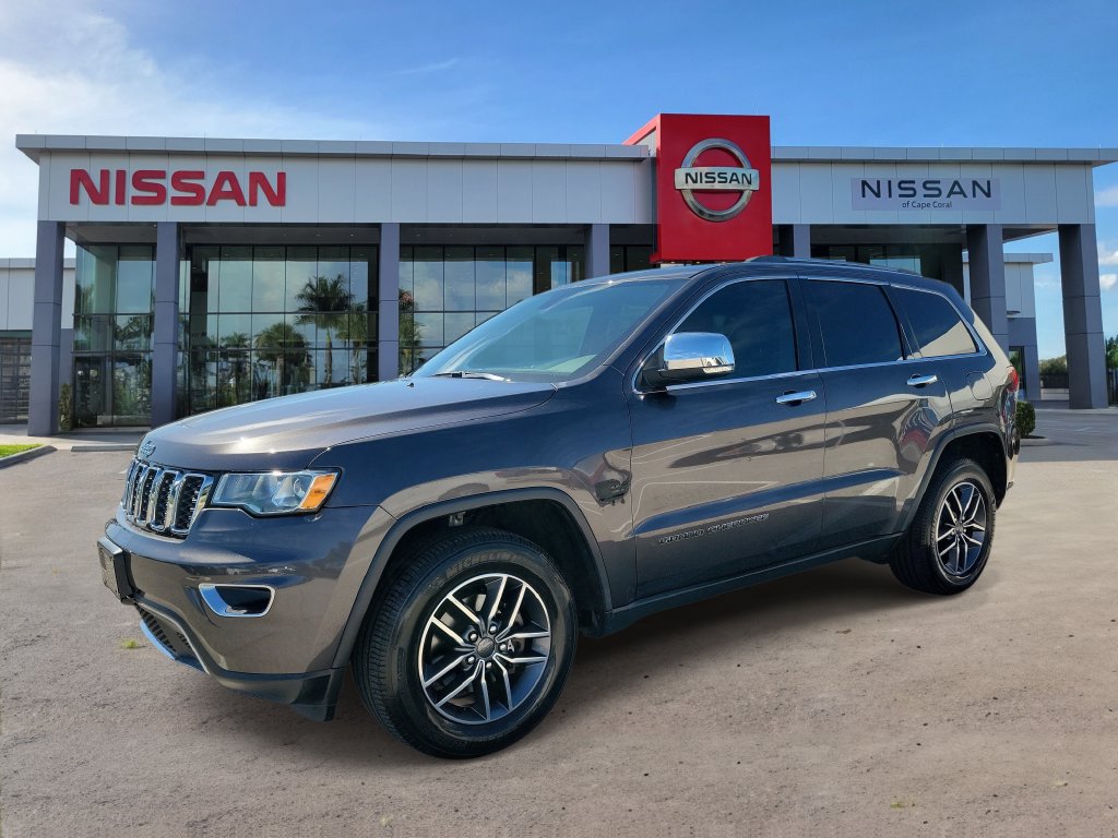 Used 2020 Jeep Grand Cherokee Limited w/ Trailer Tow Group IV AWD/4WD image 3