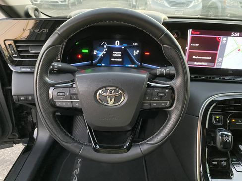 Used 2022 Toyota Mirai XLE w/ Advanced Technology Package image 11