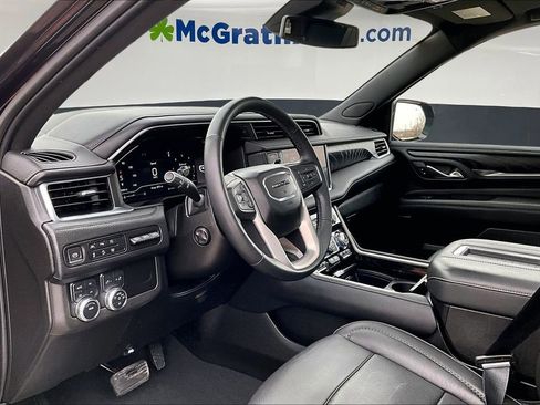 Used 2023 GMC Yukon Denali image 16