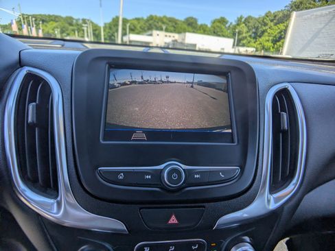 Used 2021 Chevrolet Equinox LT AWD/4WD image 22