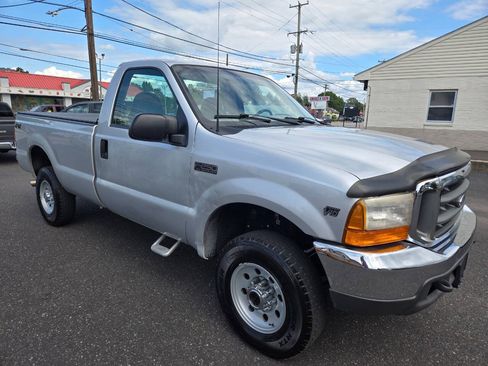 Used 2000 Ford F250 XL AWD/4WD image 4
